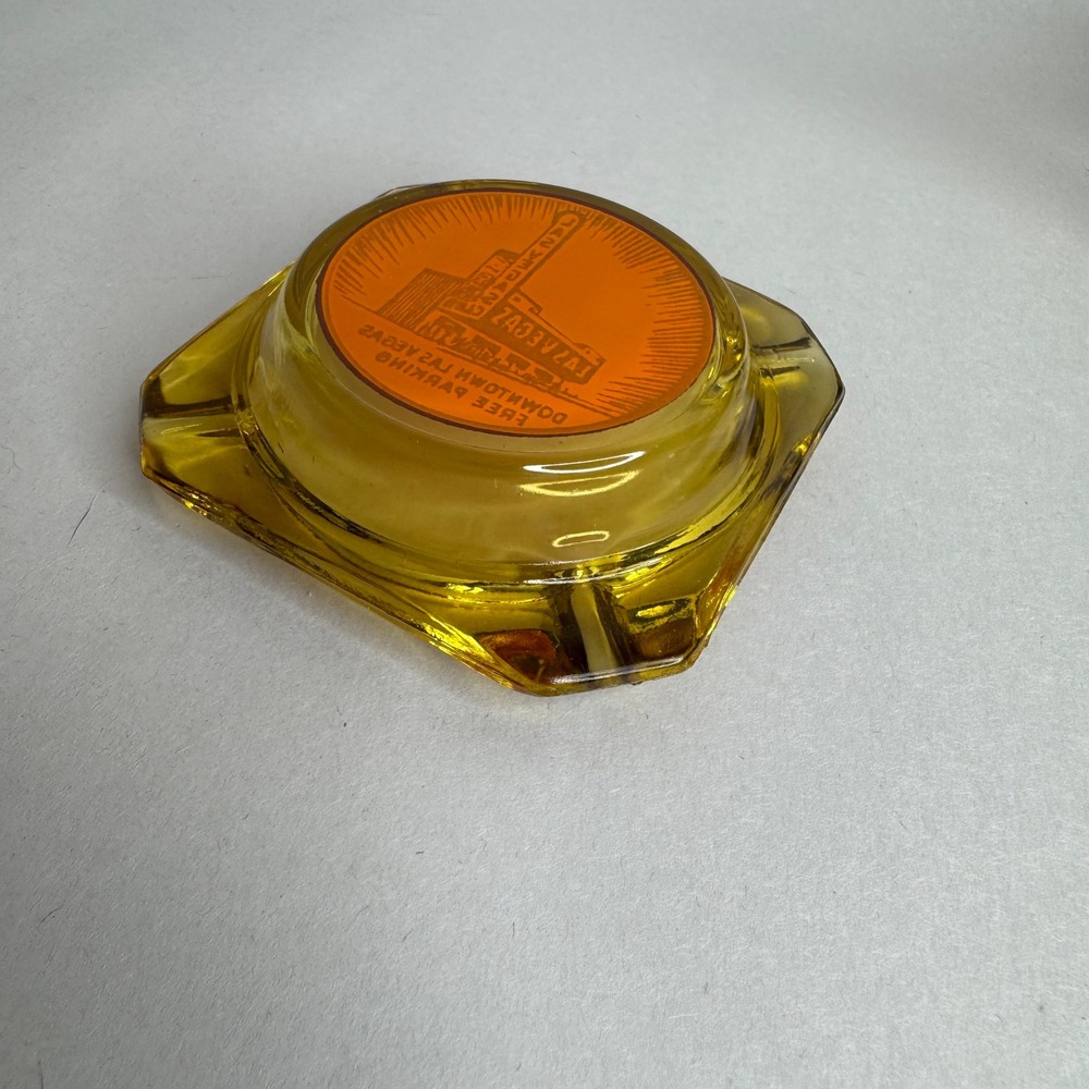 Vintage Las Vegas Club Casino Glass Ashtray Amber Yellow Downtown Free Parking - Picture 5 of 5